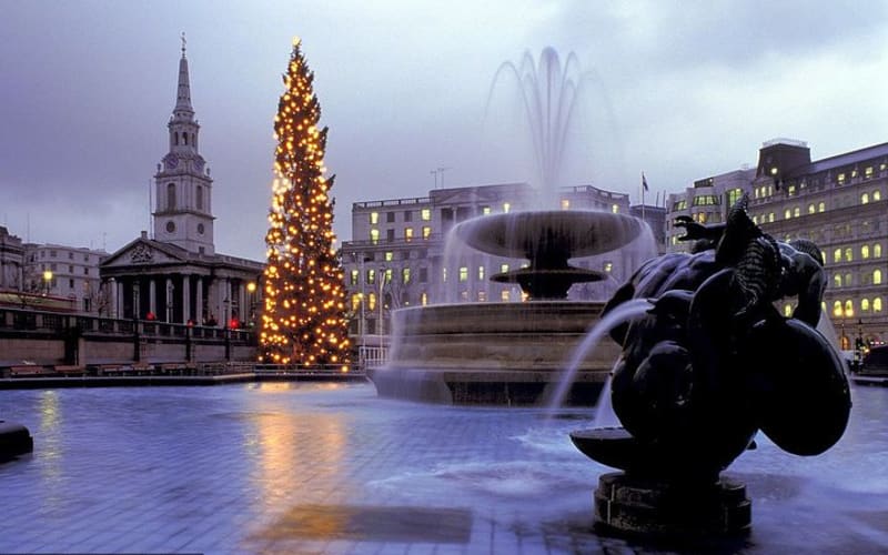 London Sights and Sounds on Christmas Day Afternoon Guided Tour - main image