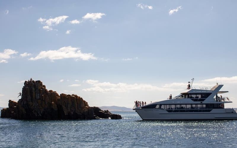 Peppermint Bay Cruise & Lunch - main image