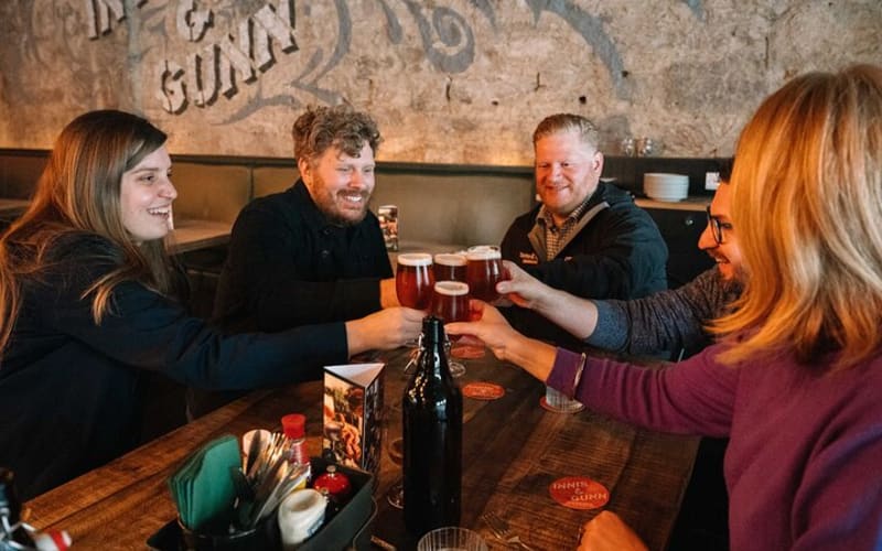 Taste & Tour: Edinburgh Food Tour with Drinks - main image