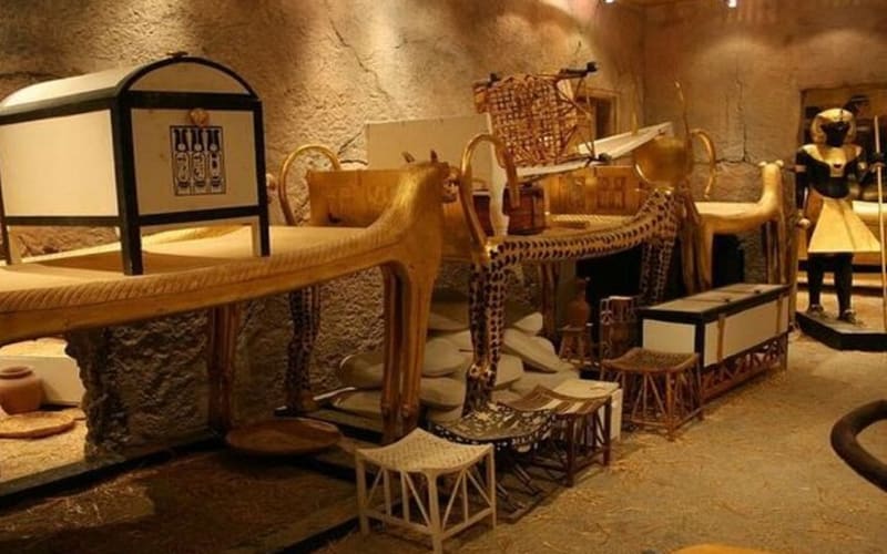 Half Day Tour Visit Luxor And Mummifications Museums - main image