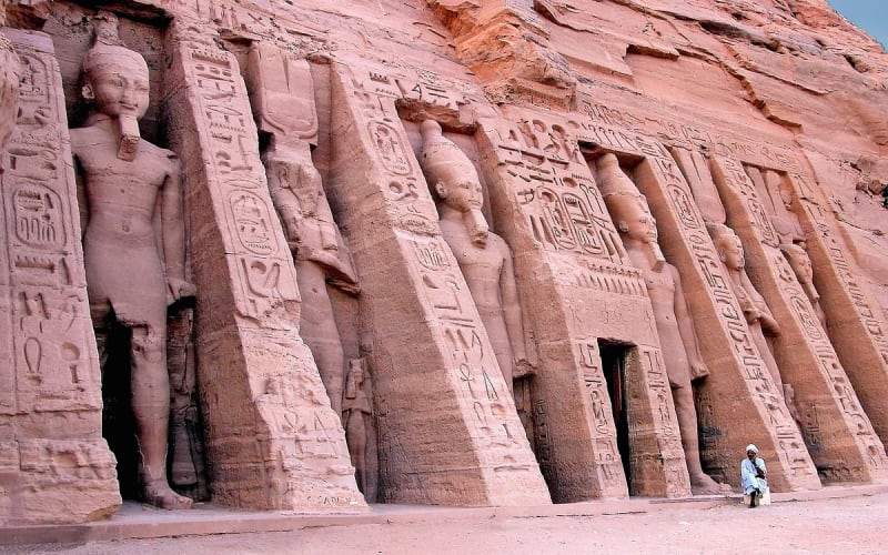 From Aswan: Abu Simbel Ramses and Nefertari Temples Day Trip - main image