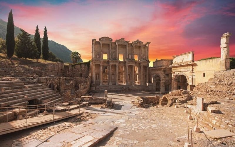 Ephesus Ancient City & Turkish Bath Private Tour From Kusadasi - main image