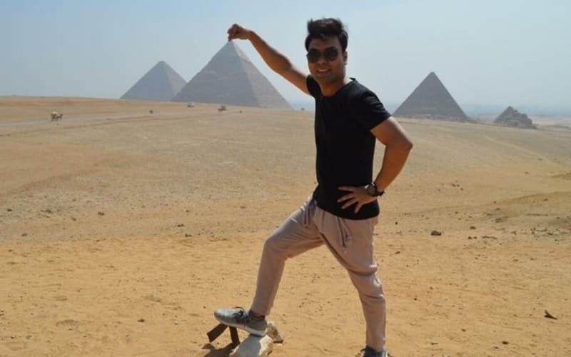 Top Attractions Tour in Giza Pyramids And Horse carriage With panoramic view - main image