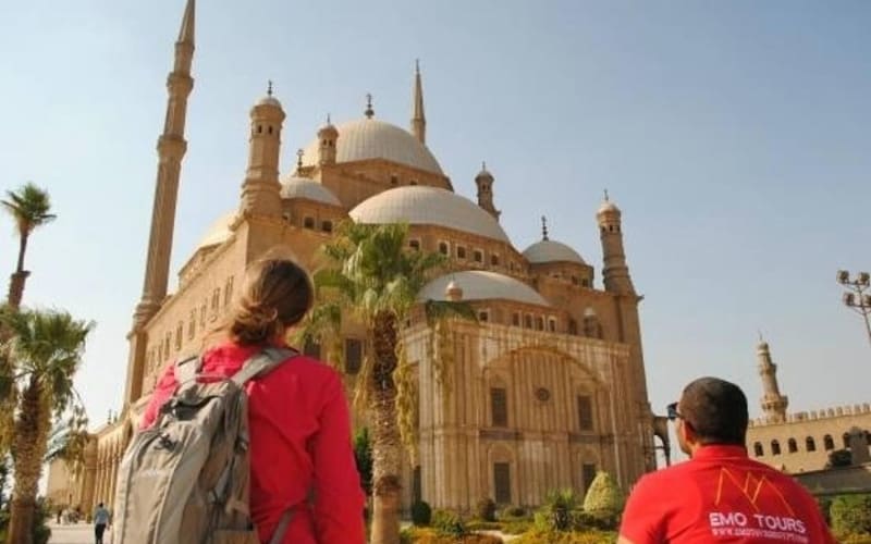 Cairo Layover Trips to Giza Pyramids Islamic Cairo & Khan Khalili Bazaar - main image