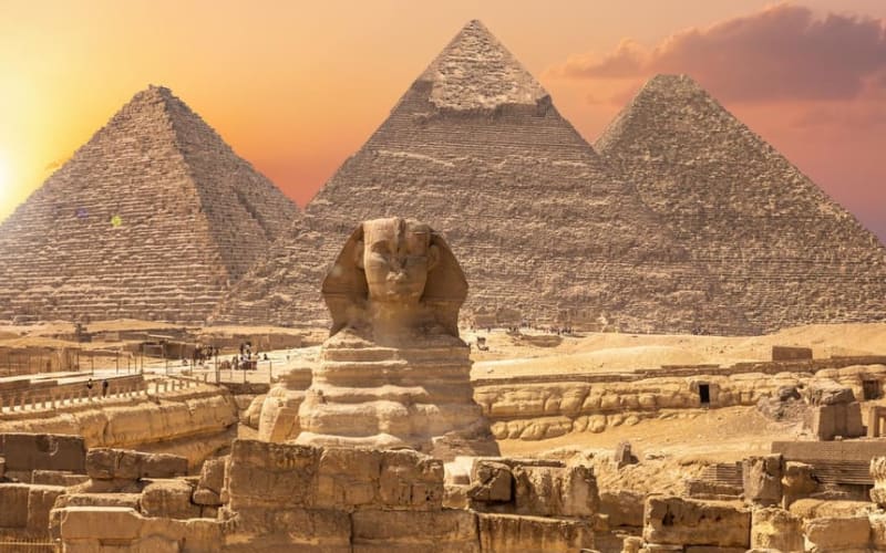 From Cairo or Giza: Giza Pyramids and Sphinx Private Tour - main image