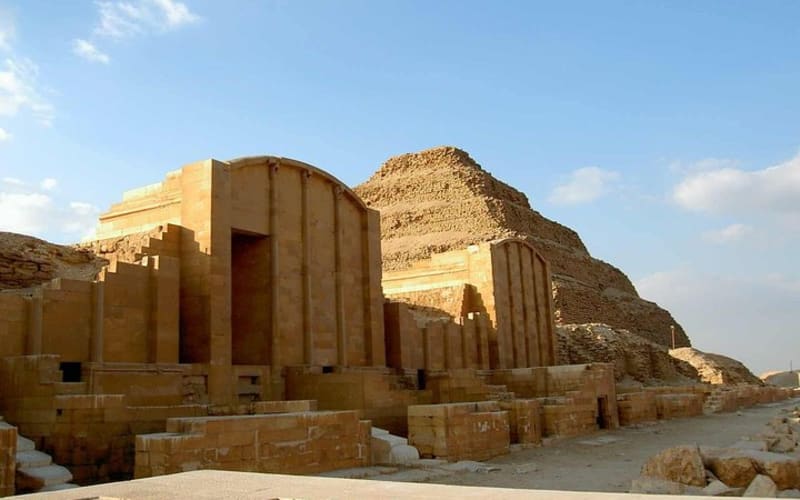 Day tour to Giza pyramids Memphis city and saqqara pyramids - main image