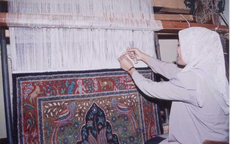 Visit Egyptian Carpets factory - main image