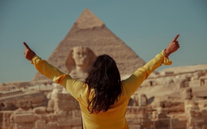 Guided Group Tour to the Giza Pyramids and Sphinx  - main image