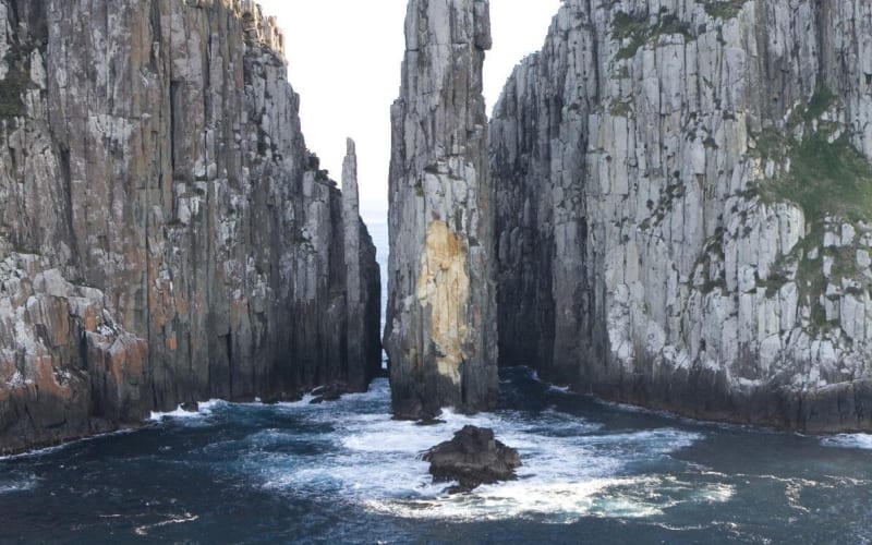 Tasman Island Cruise & Port Arthur Tour - main image