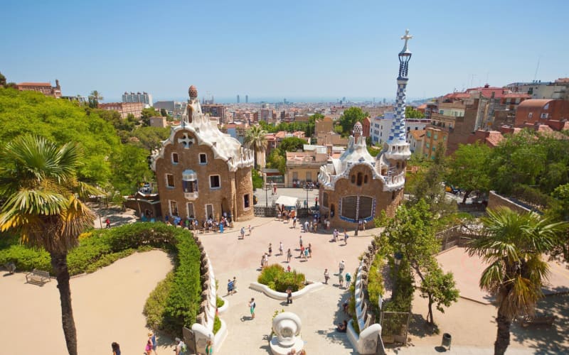 Sagrada Familia & Park Güell Guided Tour - main image