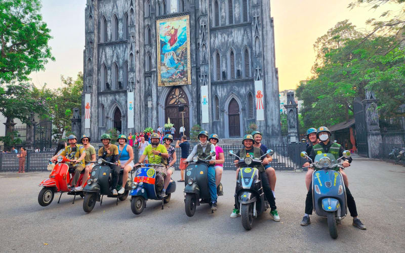 Vintage Minsk Motorbike Food Tour in Hanoi - main image