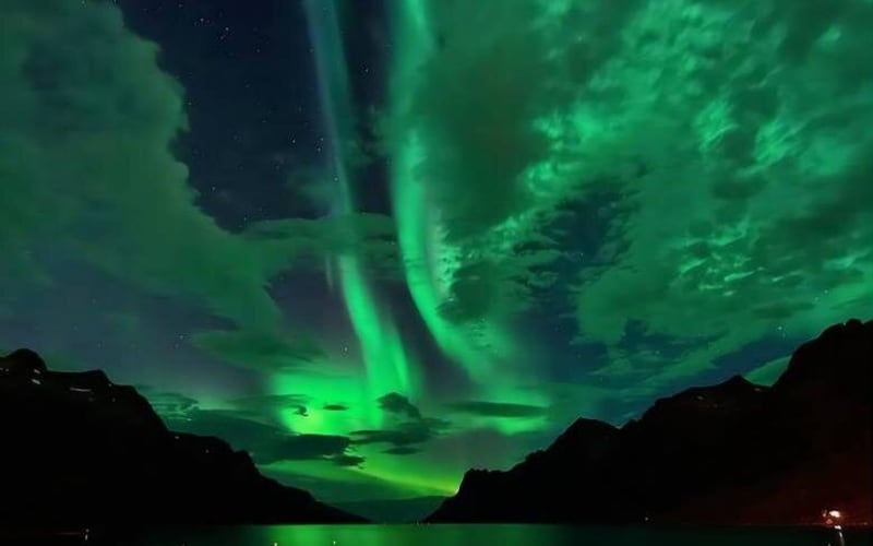 Yellowknife 5-Day Northern Lights Adventure - main image