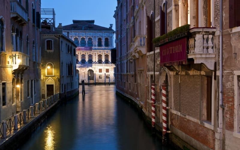 Venice Private Ghost Tour and Gondola Ride - main image