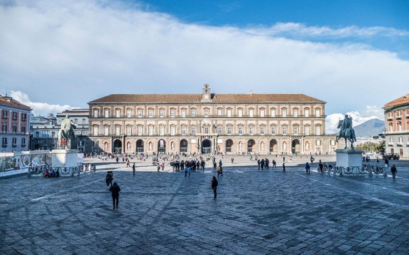 Royal Palace Napoli Guided Walk - main image