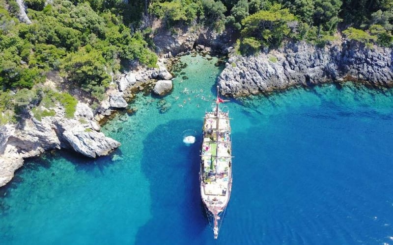 Kusadasi Boat Trip with Lunch and Hotel Transfer - main image