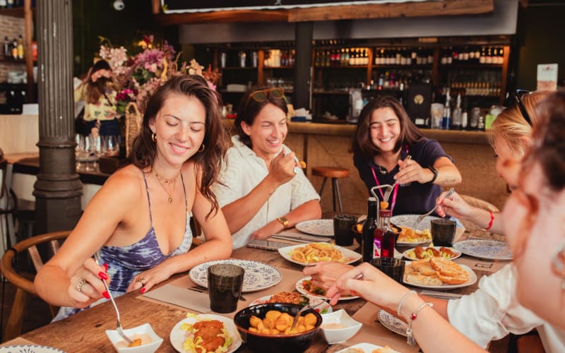 Barcelona Gothic Quarter & Tapas Tour - main image