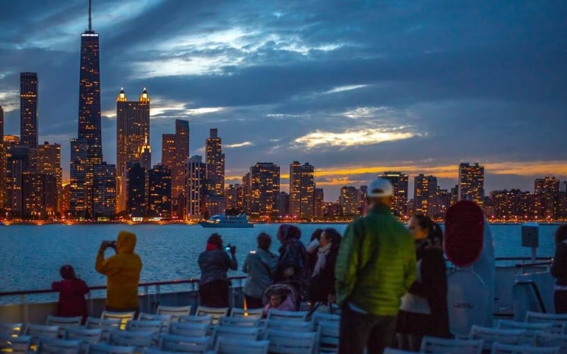 Chicago Lake Michigan Sunset Cruise - main image