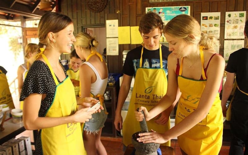 Half-Day Thai Cooking Class in Ko Lanta - main image