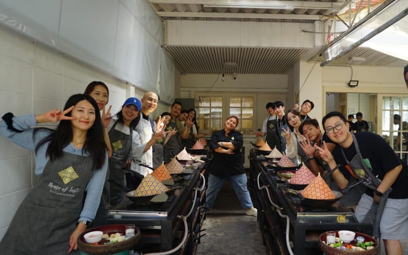 Bangkok Thai Cooking Class with Market Tour - main image