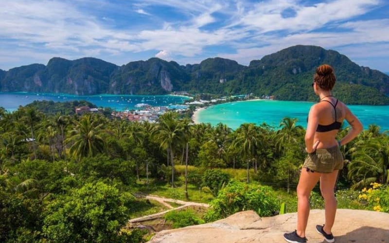Phi Phi Islands Ferry Day Trip from Phuket - main image