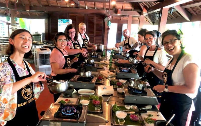 Authentic Thai Cooking Experience in Phuket - main image