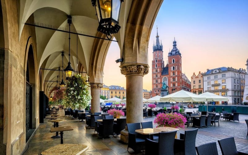 Krakow Market Square & St. Mary's Church Tour - main image