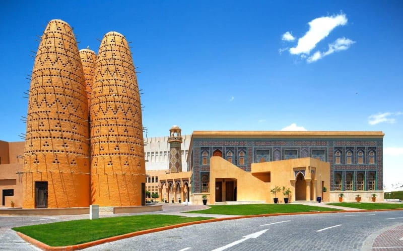 Doha City Tour: Souq Waqif, Katara, The Pearl, and Corniche - main image
