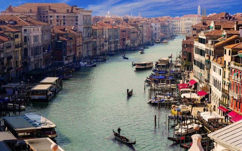 Venice and Verona Full-Day Tour from Milan - main image