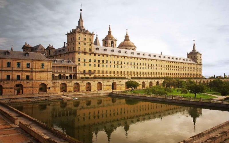 El Escorial and Valley of the Fallen Private Tour - main image