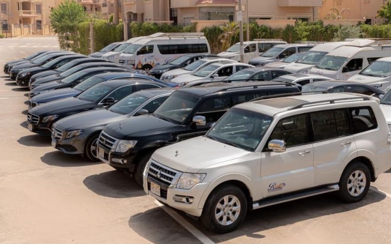 Private Female Driver Airport Transfer in Dubai - main image
