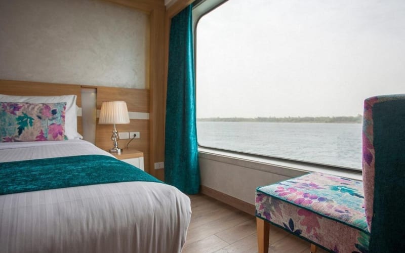 Luxor to Aswan Nile Cruise with Balloon Ride - main image