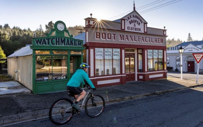 Queenstown to Middlemarch Scenic Tour - main image