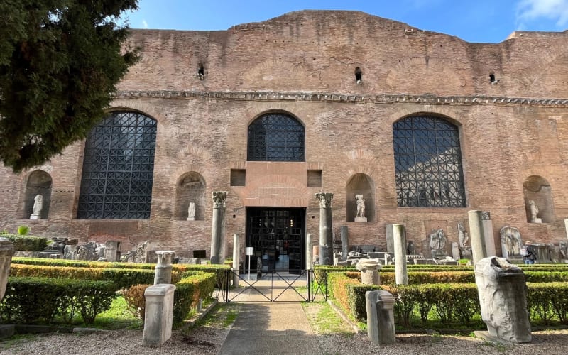 Rome's Ancient Baths & Michelangelo's Basilica Tour - main image