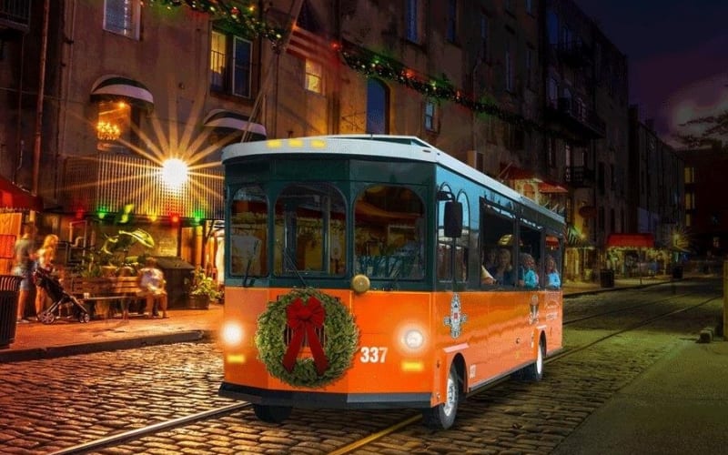 Savannah Holiday Lights Trolley Tour - main image