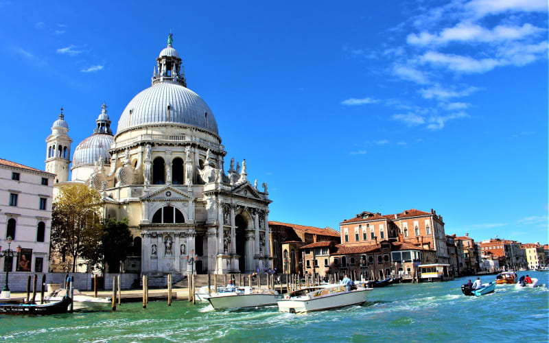Private Arrival Transfer: Treviso Airport to Venice Hotels - main image