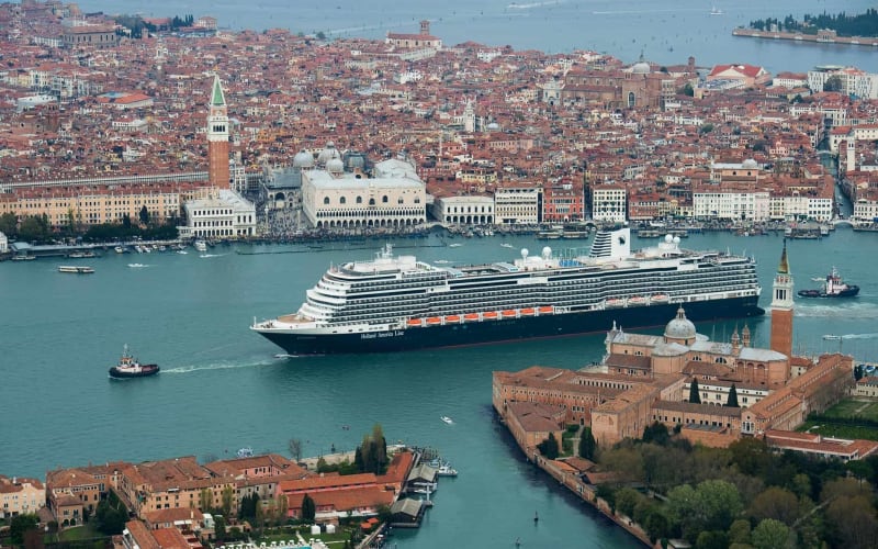 Venice Shared Arrival Transfer: Marittima Cruise Port to Central Venice - main image
