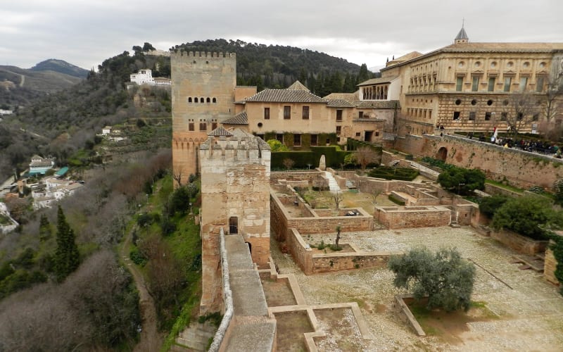 Alhambra & Nazaries Palaces Day Trip from Seville - main image