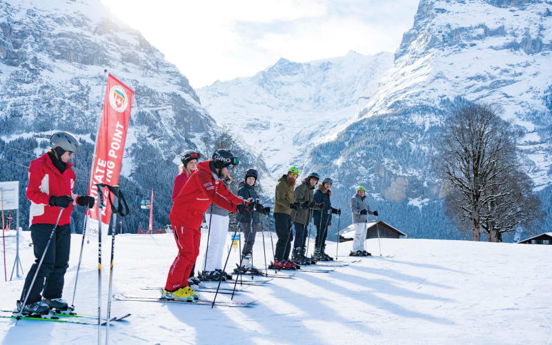 Jungfrau Ski Region Beginners' Ski Tour from Lucerne - main image