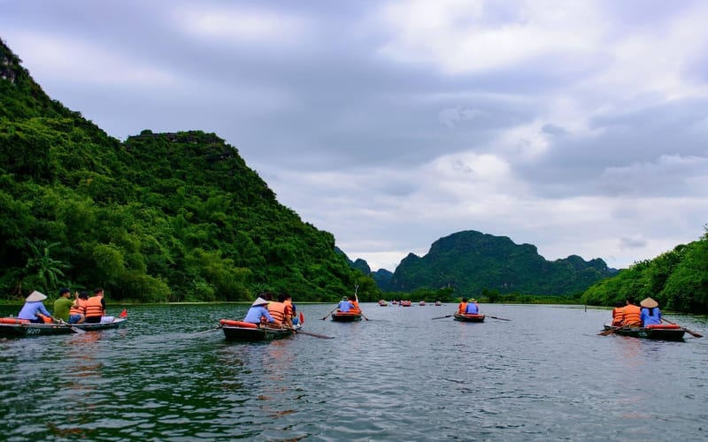 Bai Dinh Pagoda, Mua Cave & Trang An Boat Trip - main image