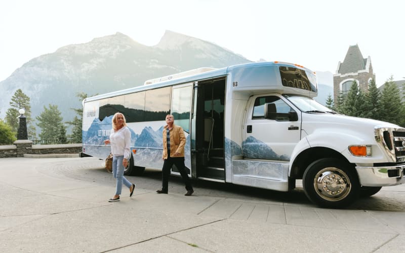 Alberta Transfer: Banff, Jasper, Lake Louise, Calgary - main image
