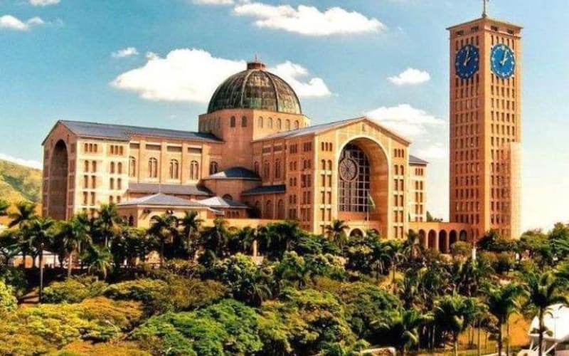 Aparecida Shrine Day Trip - main image