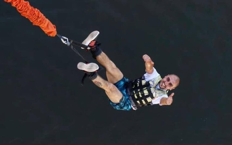 Bungee Jumping at Cabra Corral Dam - main image