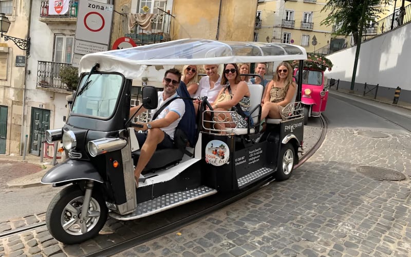 Private Tuk Tuk Tour in Lisbon - main image