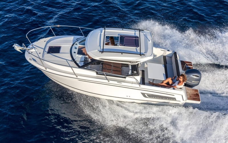 VIP Prague YachtBoat SPEED Experience - main image