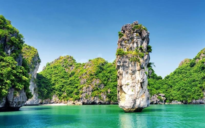 Ha Long Bay Day Cruise from Hanoi - main image