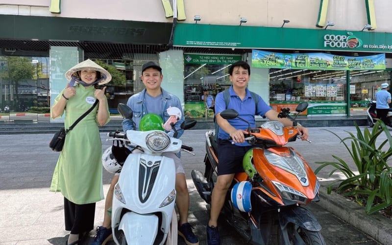 Saigon Morning Historical Scooter Tour - main image