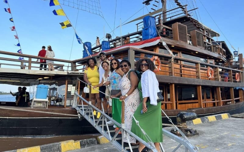 Bali Dinner Cruise & Uluwatu Temple Experience - main image