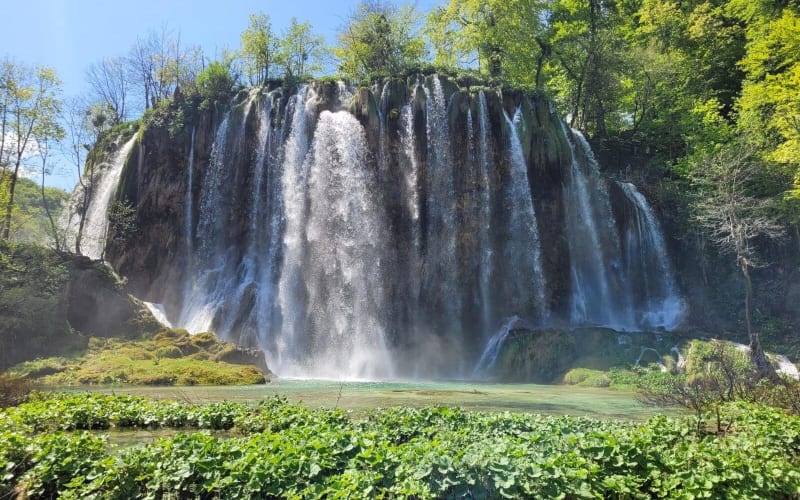 Split to Zagreb Transfer with Plitvice Lakes Visit - main image