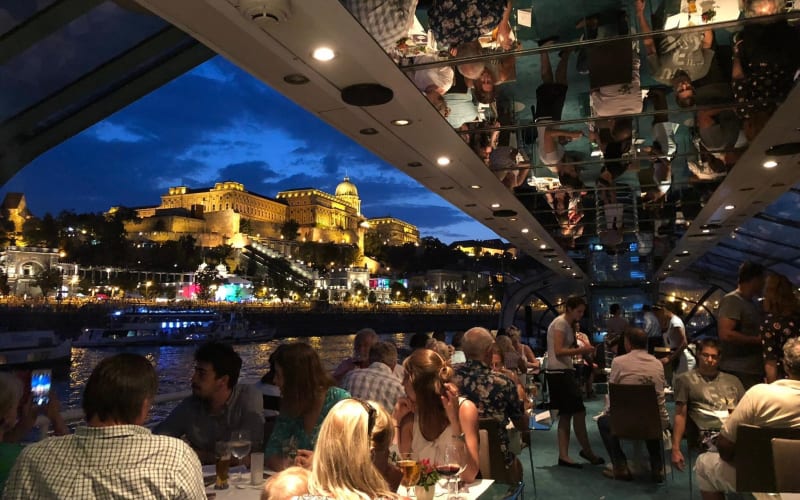 Budapest Danube Dinner Cruise with Live Music - main image