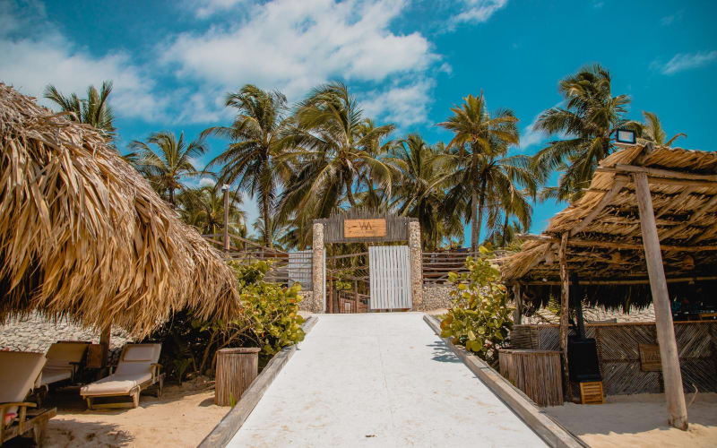 Vista Mare Beach Club Day Trip - main image